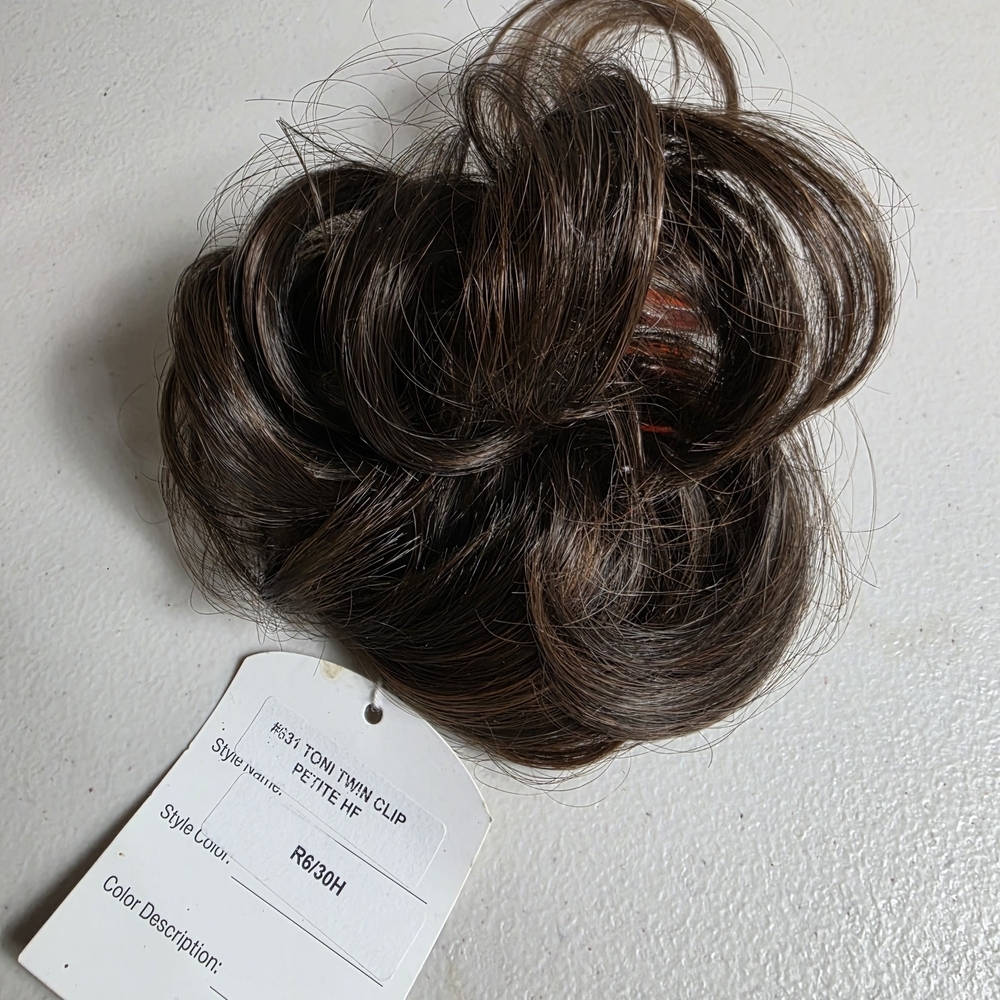 PonyTail Petite HF Hair Clip in R6/30H Brown - Picture 8 of 8